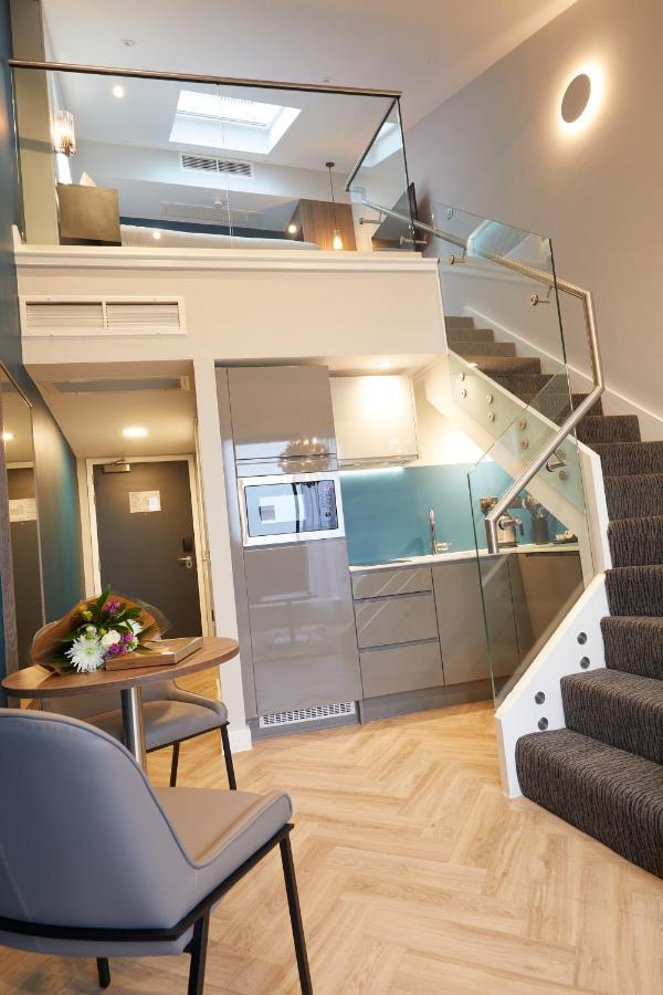 Aparthotel Roomzzz York