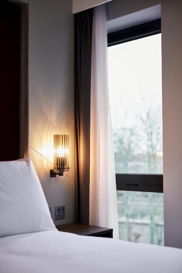 Roomzzz York